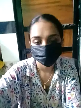 Lusi G online show from 04/18/26, 08:31