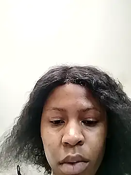 Snapshot of Slender012 chatting on 05/10/26, 06:18 Slender012 online show from 05/10/26, 06:18