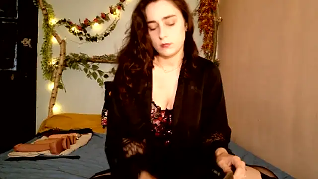 missclochette online show from 05/19/26, 12:33