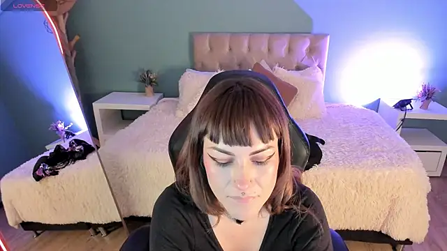 Kim Jeins666  online show from 06/18/26, 12:53