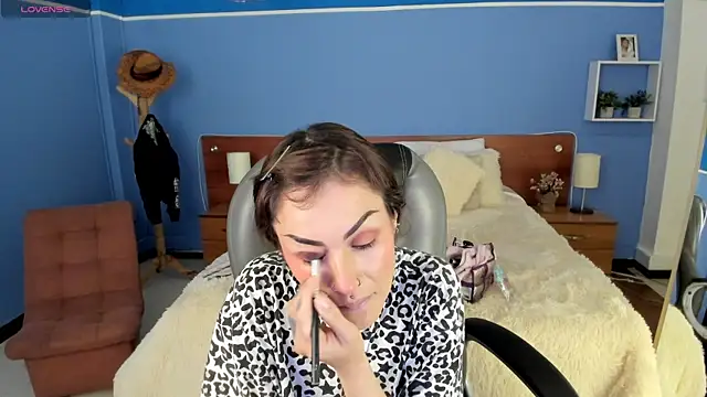 Kim Jeins666  online show from 07/11/26, 12:52