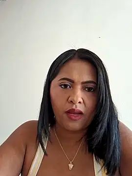 Snapshot of Ayla_Phone chatting on 04/18/26, 07:40 Ayla Phone online show from 04/18/26, 07:40