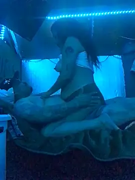 Blackwidow96 online show from 04/16/26, 08:48