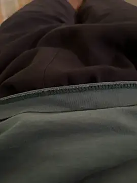 warm milk69 online show from 05/02/26, 03:33