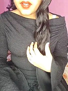 hotsivya online show from 04/22/26, 08:17