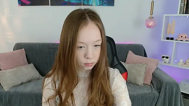 AdeleLang online show from 04/30/26, 04:19