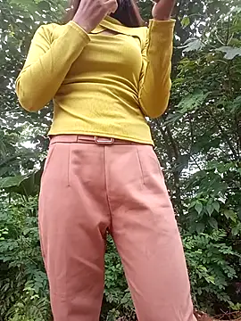 Elena Mia online show from 06/29/26, 12:39