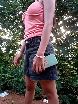 Elena Mia online show from 07/12/26, 10:34