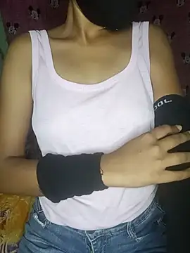 Snapshot of Rashmika__Rouni chatting on 05/11/26, 08:50 Rashmika Rouni online show from 05/11/26, 08:50