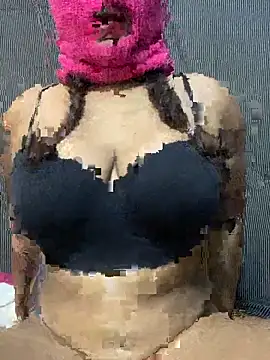 peacheypink online show from 05/10/26, 07:13