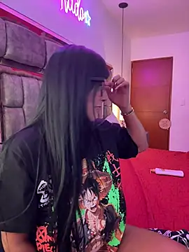 Sara fun online show from 01/26/25, 06:16