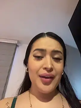 Sara fun online show from 11/08/25, 04:07