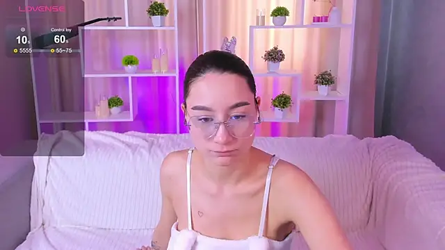 AndreaJohnsons online show from 04/27/26, 08:12