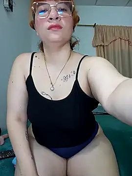 Curves Nina online show from 05/07/26, 03:06