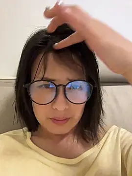 Snapshot of Faye-baby chatting on 05/19/26, 02:45 Faye-baby online show from 05/19/26, 02:45