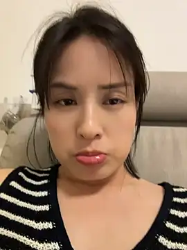 Snapshot of Faye-baby chatting on 05/23/26, 03:49 Faye-baby online show from 05/23/26, 03:49
