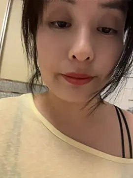 Snapshot of Faye-baby chatting on 06/02/26, 03:03 Faye-baby online show from 06/02/26, 03:03