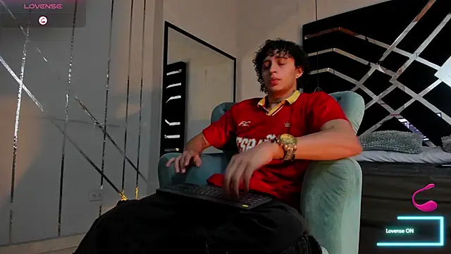 JayTaylorr online show from 06/19/26, 11:36