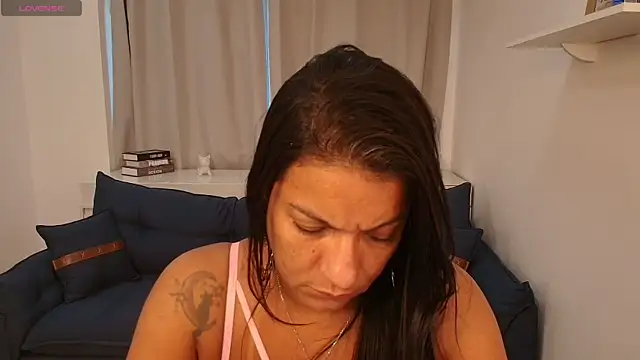 Eva Davvis online show from 04/22/26, 11:23