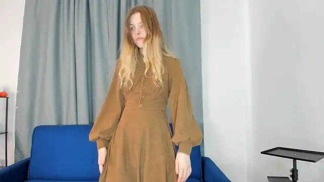 Glitch Doll online show from 04/19/26, 05:18