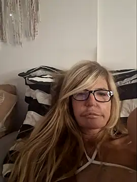 Marianne10 online show from 05/06/26, 07:08
