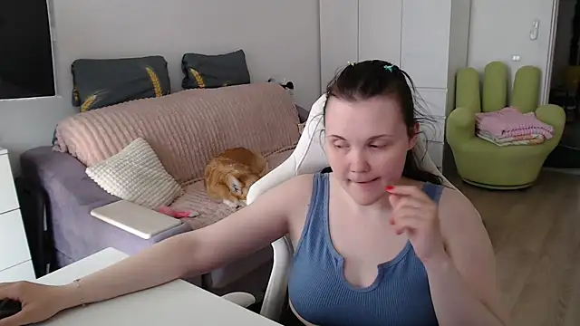 Snapshot of Nodarell chatting on 05/11/26, 12:33 Nodarell online show from 05/11/26, 12:33