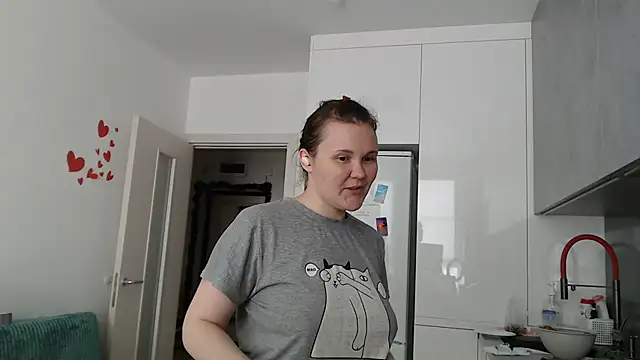 Snapshot of Nodarell chatting on 06/18/26, 08:58 Nodarell online show from 06/18/26, 08:58