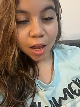 Snapshot of M1la_18 chatting on 07/28/26, 05:58 M1la 18 online show from 07/28/26, 05:58