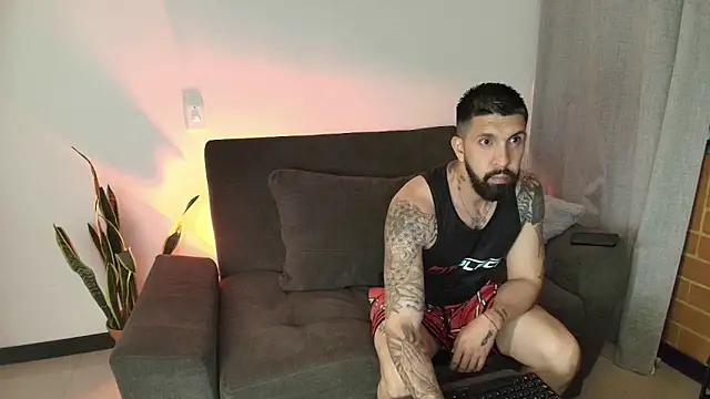 Alyssa and DAngelo online show from 05/26/26, 01:23