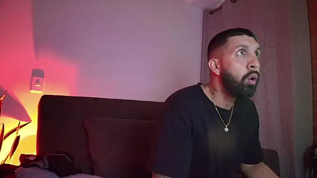 Snapshot of Alyssa_and_DAngelo chatting on 06/20/26, 02:03 Alyssa and DAngelo online show from 06/20/26, 02:03