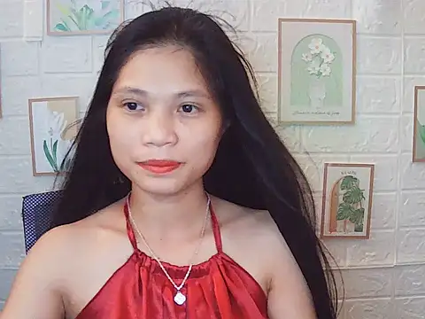 -Lucie-e online show from 05/19/26, 05:58