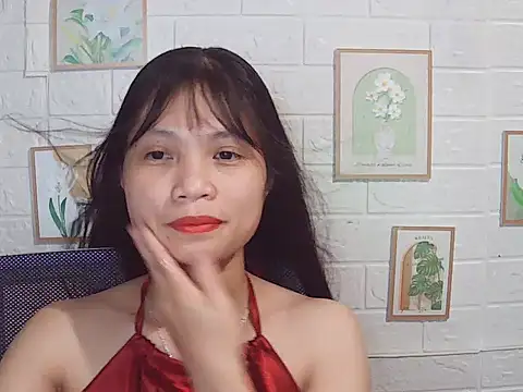 -Lucie-e online show from 05/20/26, 01:39