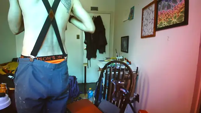 JohnnyMoves online show from 06/18/26, 04:11