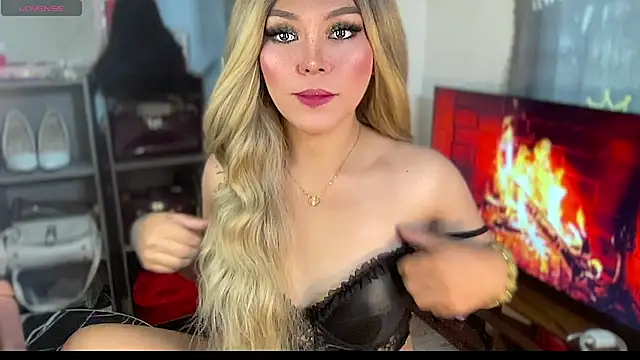 hannaBaby lisyos11 online show from 05/17/26, 01:47