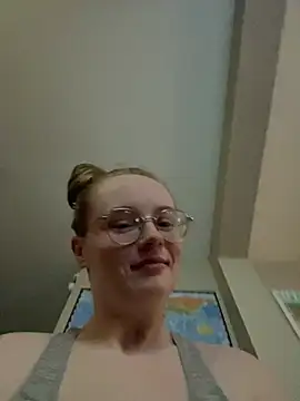 skyerose11 online show from 07/22/26, 08:00