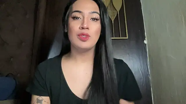 Snapshot of majestic_sydney chatting on 05/18/26, 04:07 majestic sydney online show from 05/18/26, 04:07