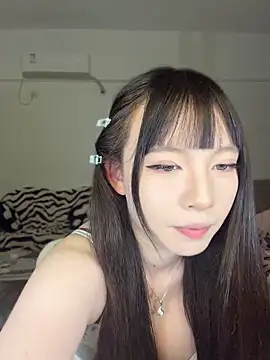 Snapshot of nide-baby chatting on 05/11/26, 04:04 nide-baby online show from 05/11/26, 04:04
