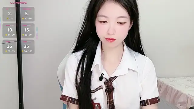 XiaoMei-iiiiii online show from 04/16/26, 06:09