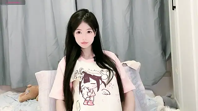 Snapshot of XiaoMei-iiiiii chatting on 05/09/26, 07:13 XiaoMei-iiiiii online show from 05/09/26, 07:13