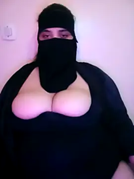 Snapshot of Meryem_sexyy chatting on 07/20/26, 03:43 Meryem sexyy online show from 07/20/26, 03:43