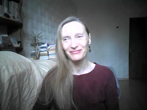 Snapshot of LunaBelle8 chatting on 05/09/26, 01:38 LunaBelle8 online show from 05/09/26, 01:38