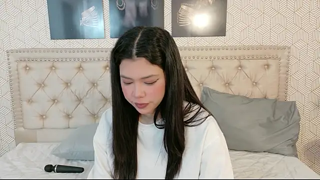 Nathy Pelaez online show from 05/23/26, 03:23