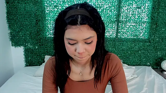 Snapshot of Nathy_Pelaez chatting on 06/20/26, 03:04 Nathy Pelaez online show from 06/20/26, 03:04