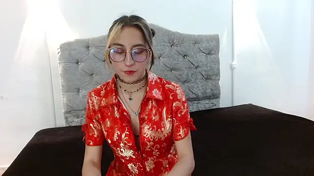 mrandmrsvixencs online show from 06/04/26, 04:29