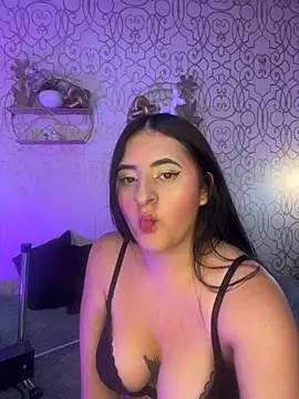 Maggiee 1 online show from 06/10/26, 07:57