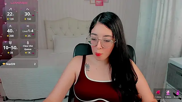 hottie emma james online show from 04/21/26, 01:42