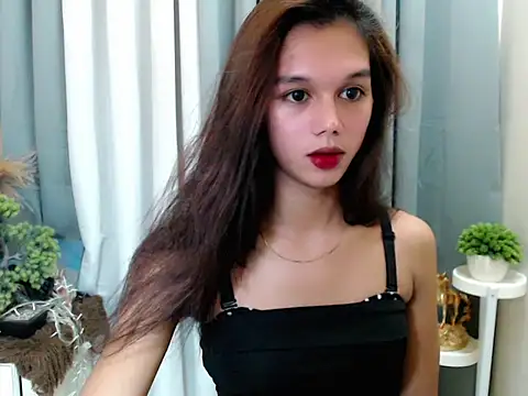 Snapshot of marie_castro chatting on 05/01/26, 02:32 marie castro online show from 05/01/26, 02:32