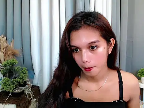 Snapshot of marie_castro chatting on 05/02/26, 03:22 marie castro online show from 05/02/26, 03:22