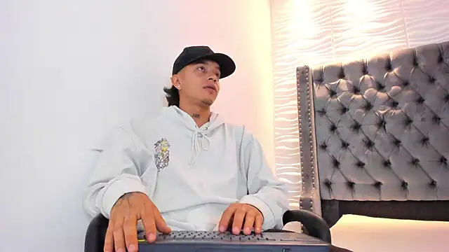 Joseph vans2 online show from 04/20/26, 03:31