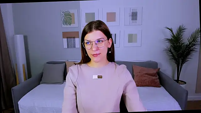 AnnaThorne online show from 04/28/26, 04:17